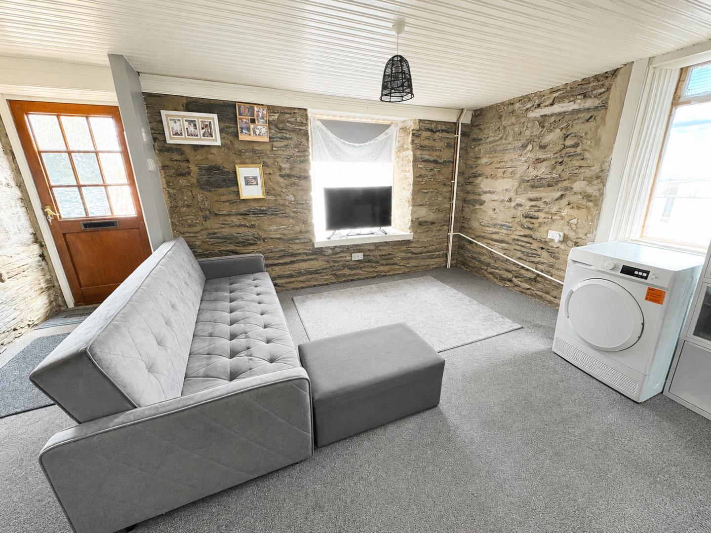 Living Room.png